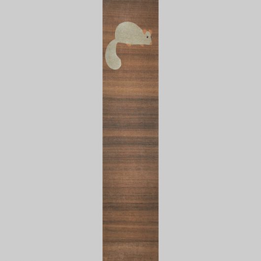 ročno izdelana lesena knjižna kazalka z motivom polha